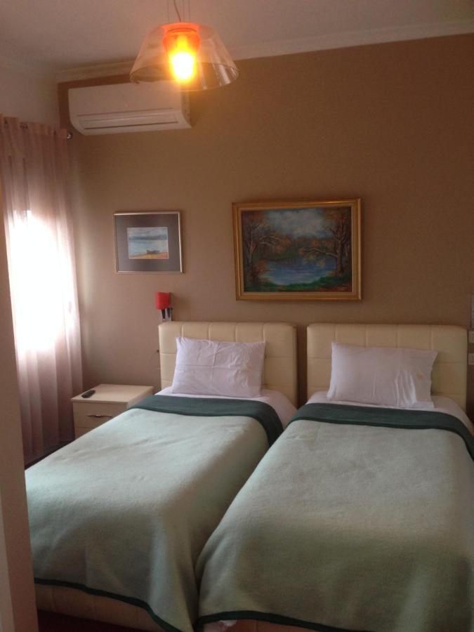 Hotel Bujtina Bicolli Korce Eksteriør bilde
