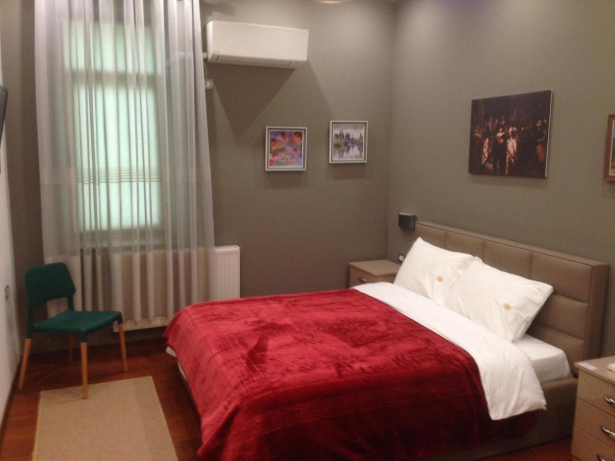 Hotel Bujtina Bicolli Korce Eksteriør bilde