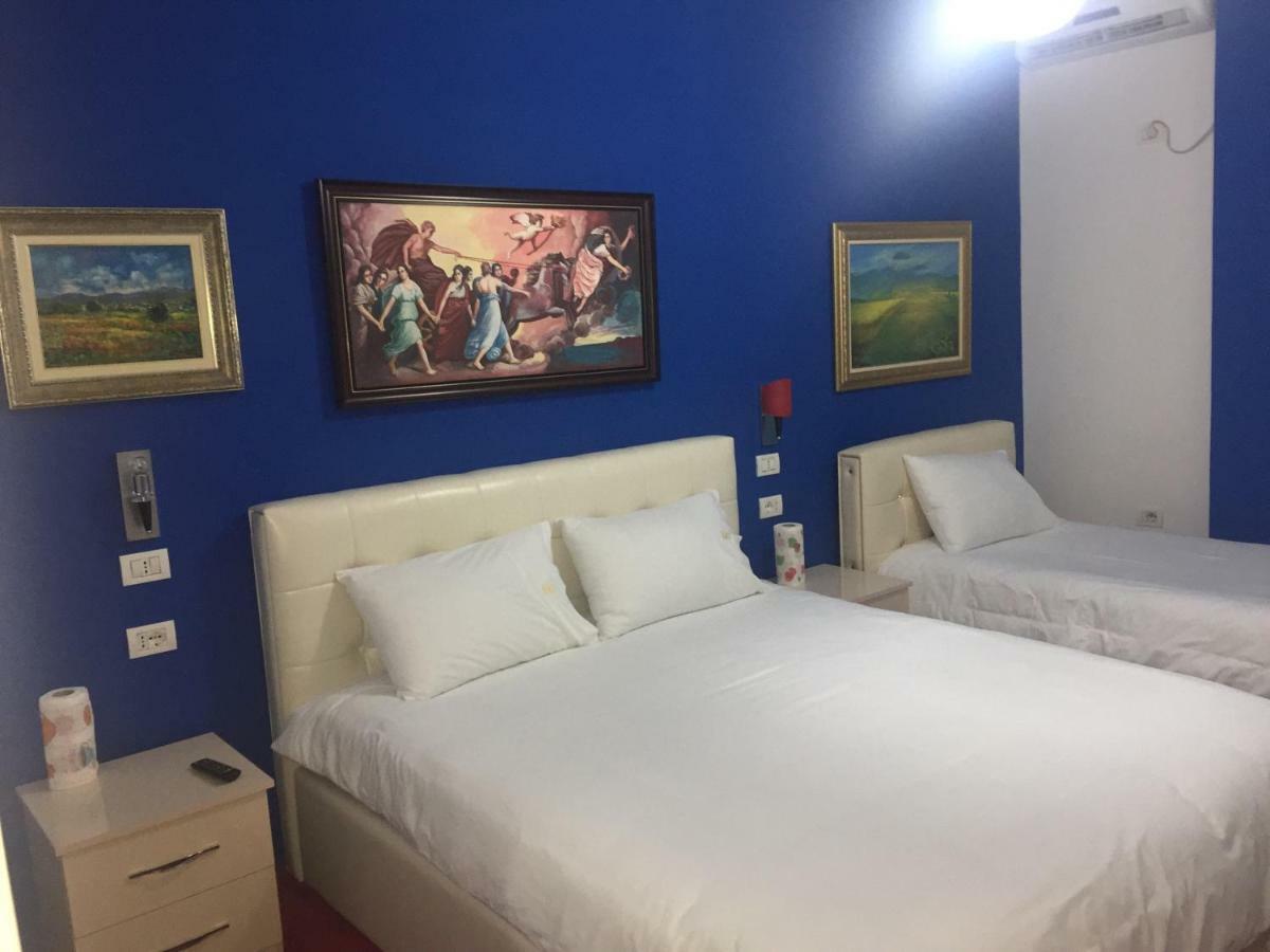 Hotel Bujtina Bicolli Korce Eksteriør bilde