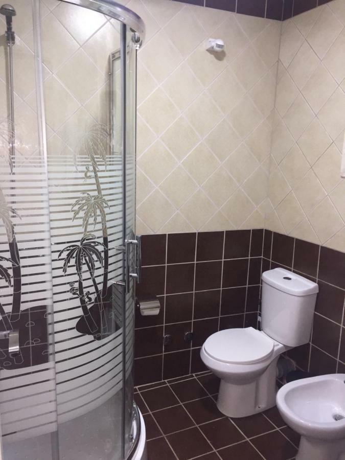 Hotel Bujtina Bicolli Korce Eksteriør bilde